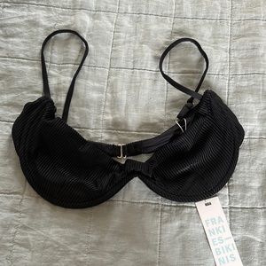 Nwt Frankie bikinis tolly top medium black ribbed